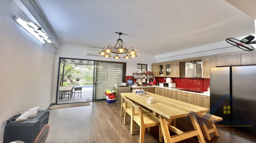 long-bien-house-rent-with-3-bedrooms-in-ngoc-thuy-street-17