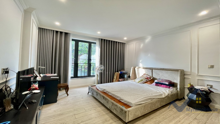 long-bien-house-rental-with-3-bedrooms-in-ngoc-thuy-street-39