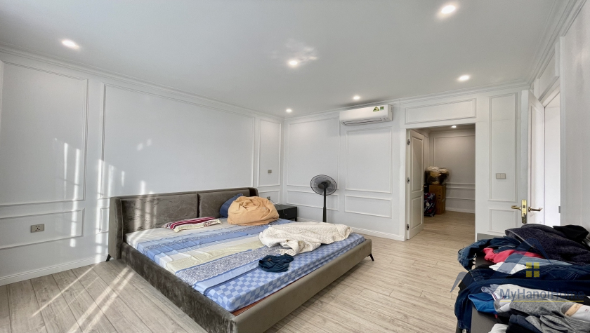 long-bien-house-rental-with-3-bedrooms-in-ngoc-thuy-street-45