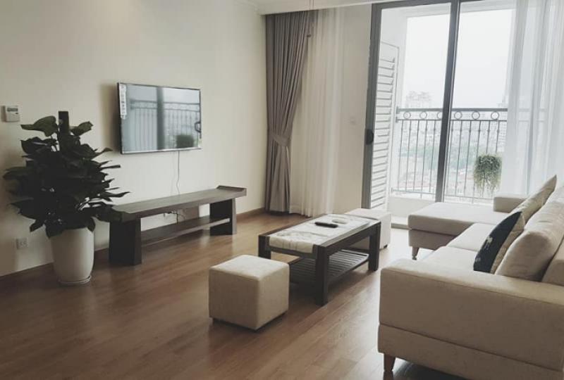 Luxury 3 bedroom apartment to rent in Vinhomes Nguyen Chi Thanh