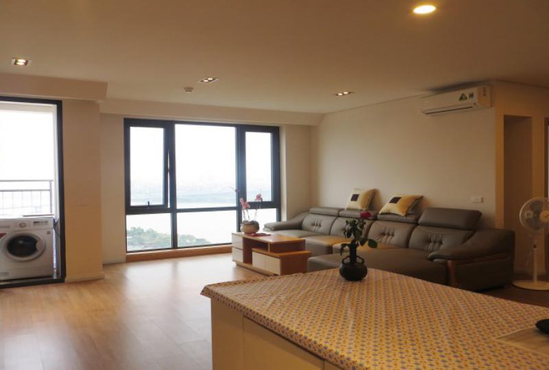 Mipec Riverside apartment with 3 bedrooms, 125m2, 900$
