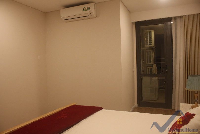 mipec-riverside-hanoi-2-double-bedroom-apartment-for-lease-furnished-21