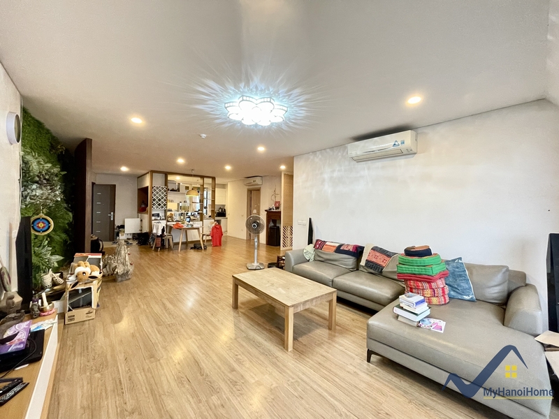 mipec-riverside-unfurnished-3-bedroom-apartment-for-rent-in-long-bien-19