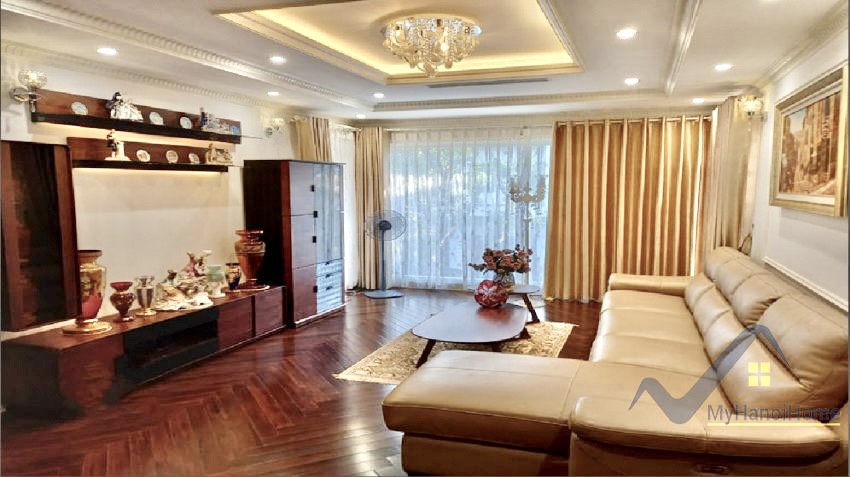 modern-4-bedroom-villa-in-park-river-ecopark-to-rent-7