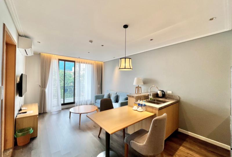 Modern apartment on To Ngoc Van street to rent with 2 bedrooms