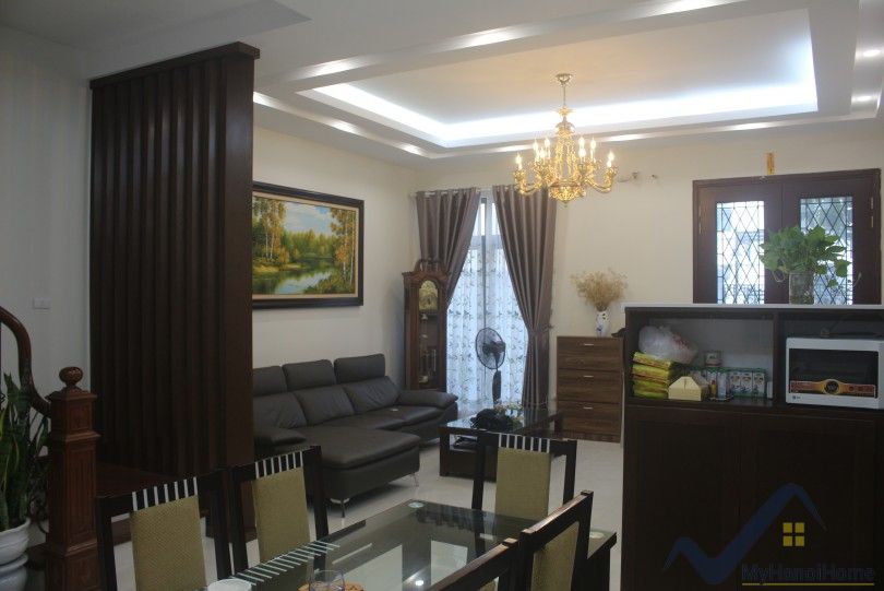 modern-furnished-3-bed-house-in-vinhomes-harmony-hanoi-for-rent-6