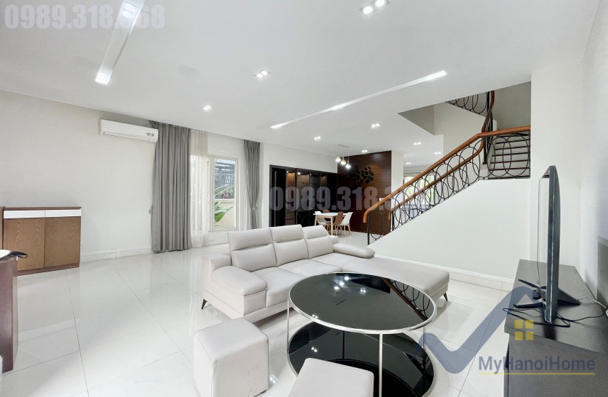 modern-furnished-house-in-vinhomes-riverside-for-rent-4bed-2