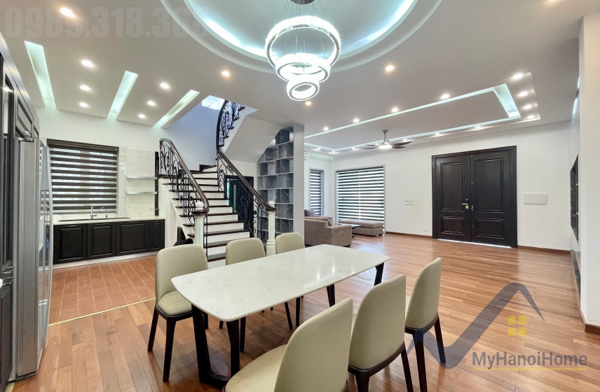 modern-house-in-vinhomes-riverside-for-rent-with-furnished-23