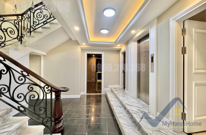 modern-house-in-vinhomes-riverside-hanoi-for-rent-elevator-5bed-11