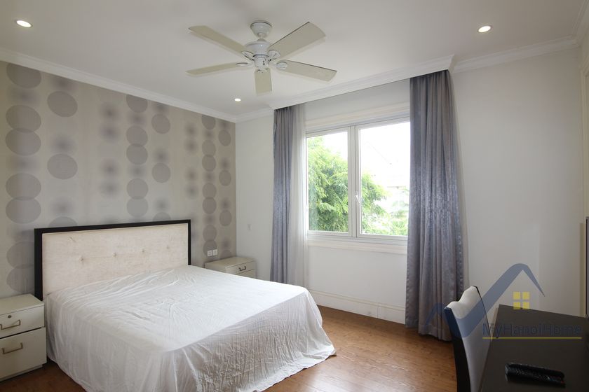 modern-vinhome-riverside-villa-rent-in-hoa-sua-4-bedrooms-23