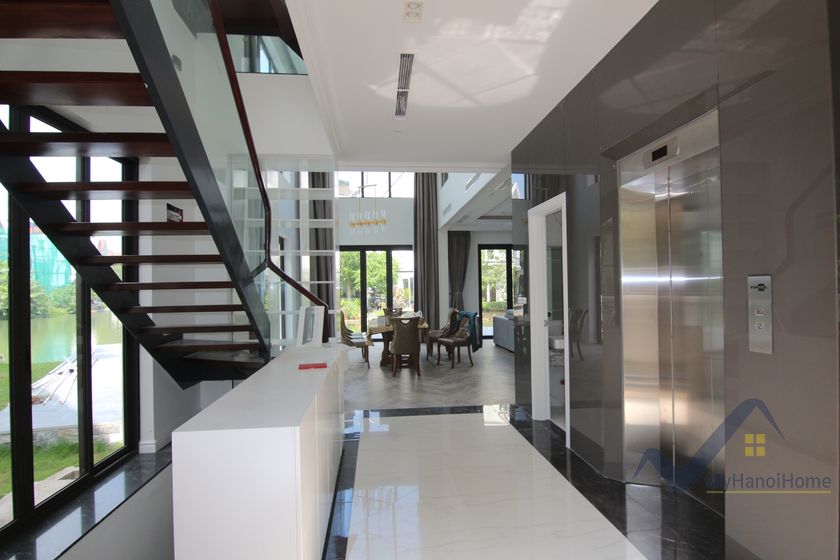 new-furnished-rental-detached-villa-vinhomes-riverside-hanoi-1
