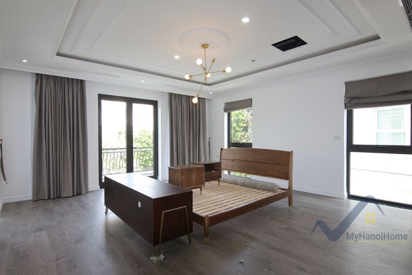 new-furnished-rental-detached-villa-vinhomes-riverside-hanoi-9