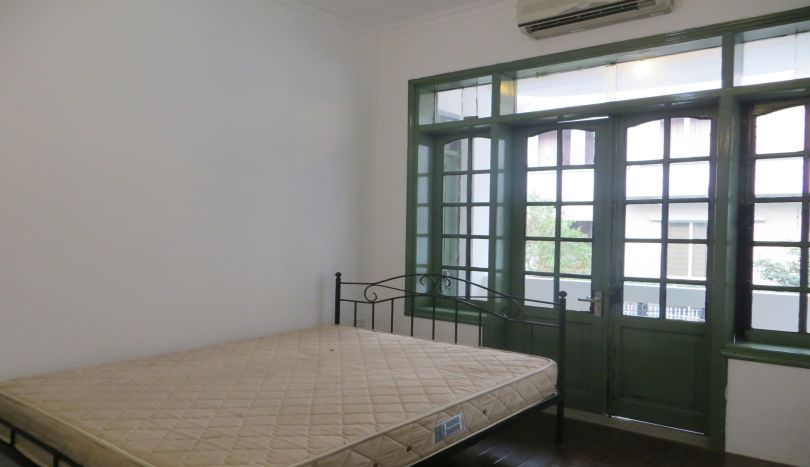 newly-refurbished-3-bedroom-house-for-rent-in-tay-ho-district-15