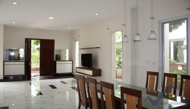 newly-refurbished-3bed-villa-for-rent-in-vinhomes-riverside-long-bien-11