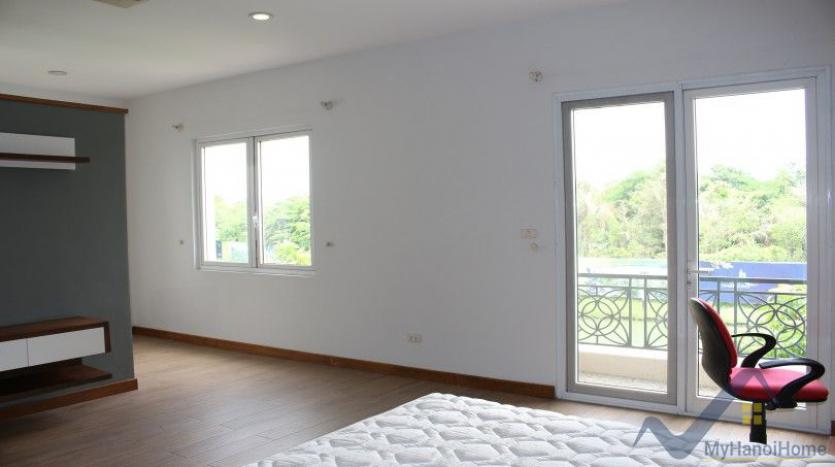 newly-refurbished-3bed-villa-for-rent-in-vinhomes-riverside-long-bien-14