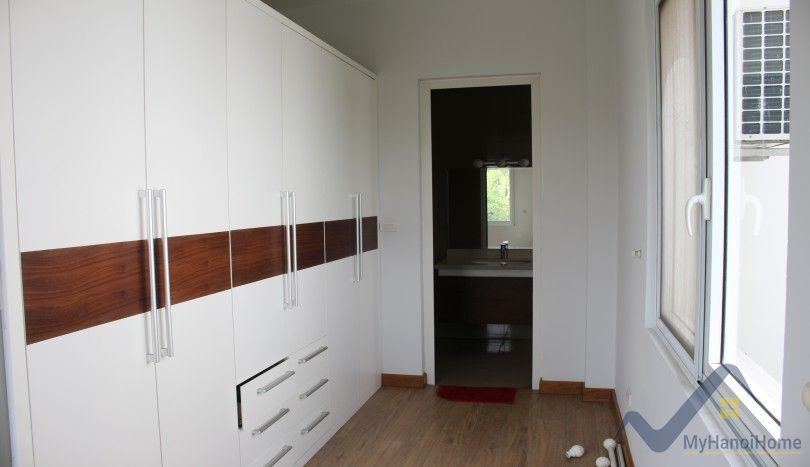 newly-refurbished-3bed-villa-for-rent-in-vinhomes-riverside-long-bien-15