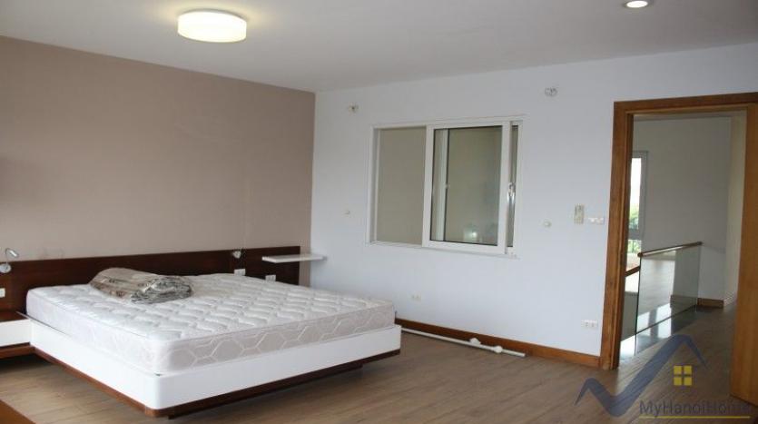 newly-refurbished-3bed-villa-for-rent-in-vinhomes-riverside-long-bien-26