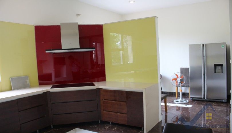 newly-refurbished-3bed-villa-for-rent-in-vinhomes-riverside-long-bien-8