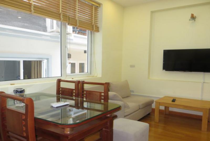 Nice 1BR apartment for rent in Nghi Tam, Tay Ho area, furnished