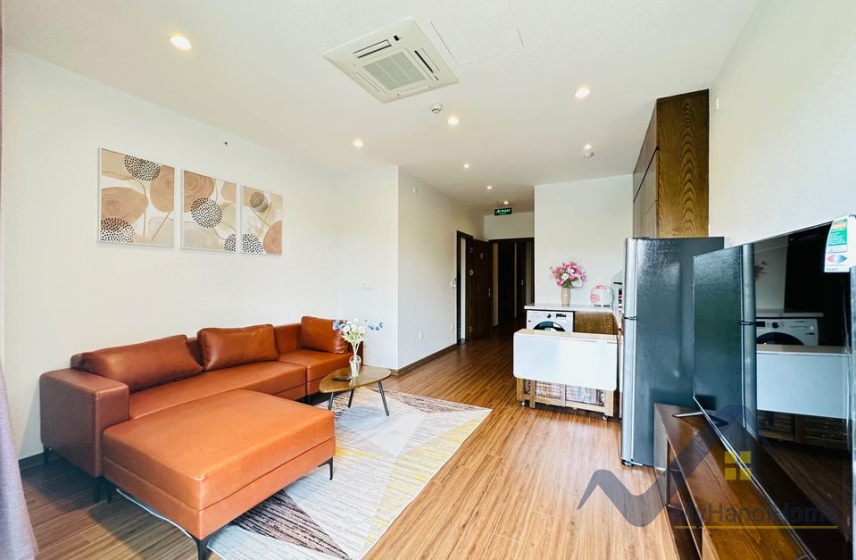 one-bedroom-apartment-in-tay-ho-for-rent-located-on-tu-hoa-str-5