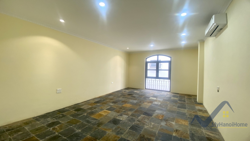partly-furnished-house-to-rent-in-vinhomes-harmony-elevator-6