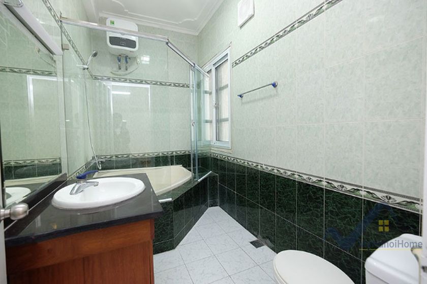 private-pool-4-bedroom-terraced-house-to-rent-in-tay-ho-16