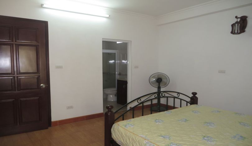 quiet-alley-tay-ho-2-bedroom-house-to-rent-fully-furnished-10