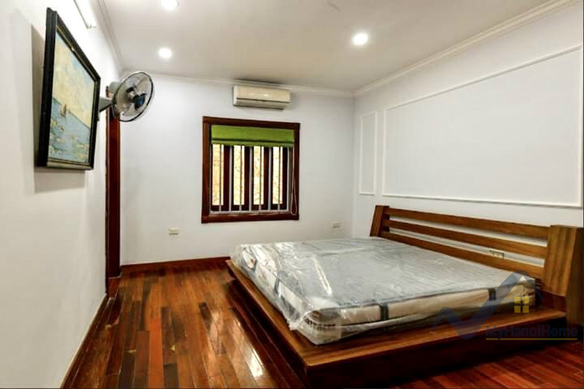 quiet-terraced-house-to-rent-in-tay-ho-with-three-bedrooms-11