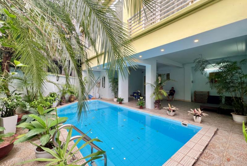 Refurbished 4 bedroom house for rent in Tay Ho, swimming pool