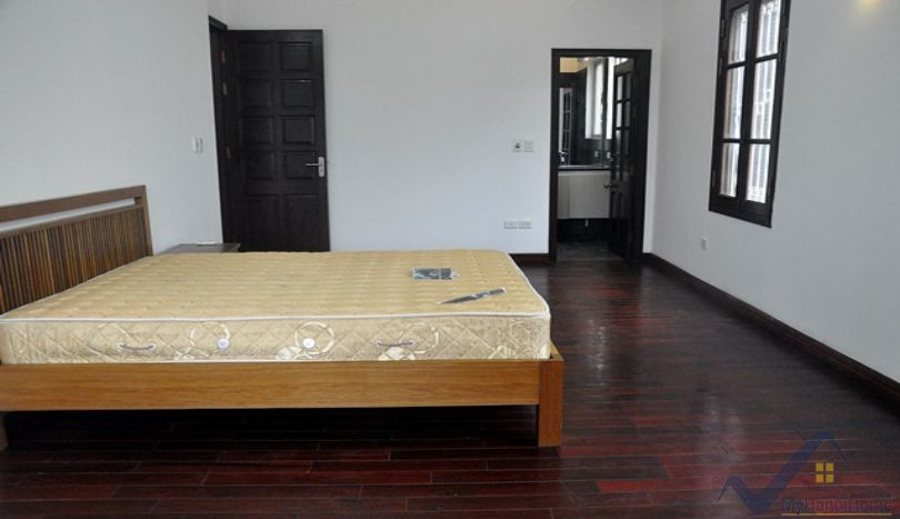 refurnished-5-bedroom-house-in-tay-ho-with-furnished-250m2-21