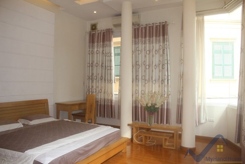 rent-2-beds-2-baths-apartment-in-truc-bach-hanoi-with-balcony-19