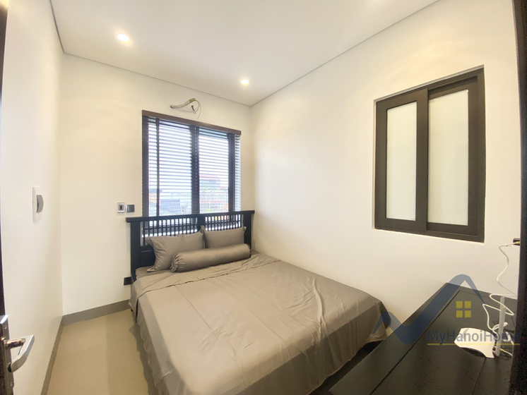rent-a-2-bedroom-apartment-in-long-bien-nearby-lfay-school-10