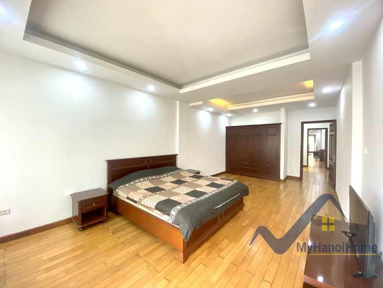 rent-apartment-in-hoan-kiem-district-hanoi-with-2bed-1bath-5