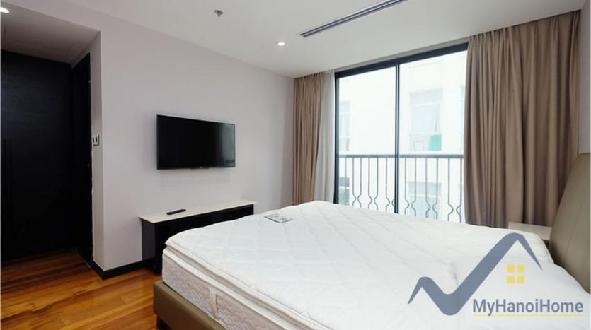 rent-apartment-in-hoan-kiem-district-hanoi-with-3-bedrooms-16