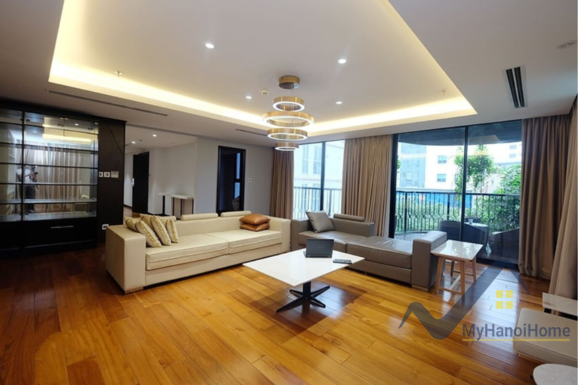 rent-apartment-in-hoan-kiem-district-hanoi-with-3-bedrooms-2