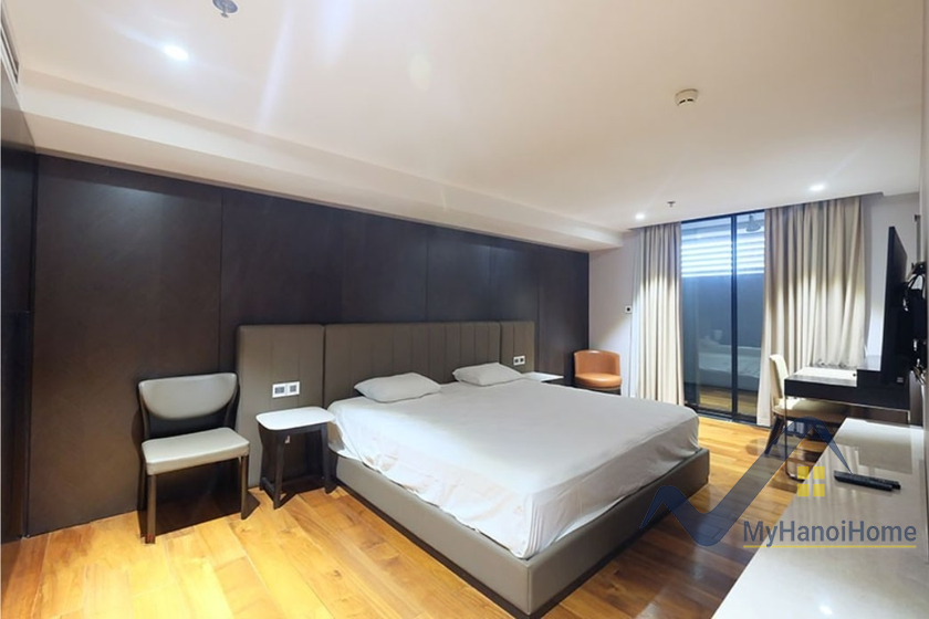 rent-apartment-in-hoan-kiem-district-hanoi-with-3-bedrooms-9