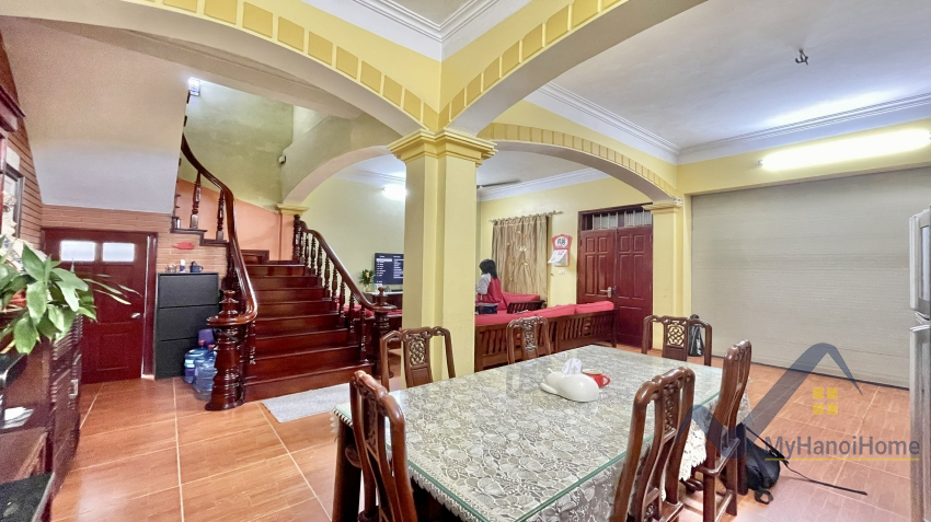 rent-house-in-long-bien-located-on-ngoc-thuy-close-lfay-5