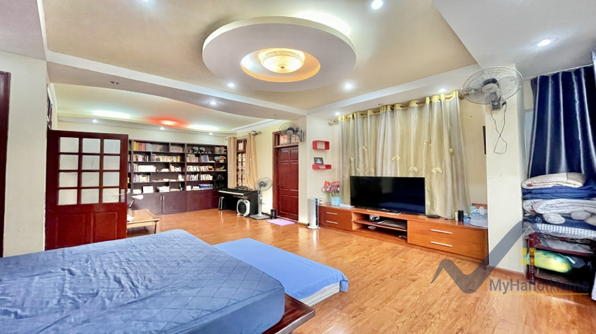 rent-house-in-long-bien-located-on-ngoc-thuy-close-lfay-9