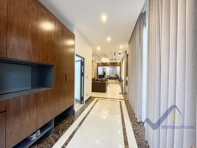 rent-luxury-villa-in-vinhomes-harmony-hanoi-with-5-bedrooms-21