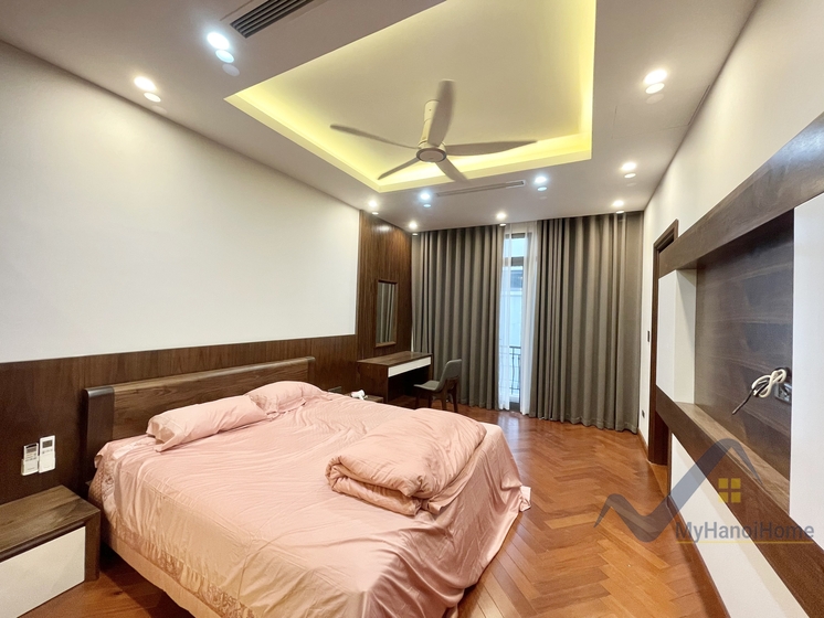 rent-luxury-villa-in-vinhomes-harmony-hanoi-with-5-bedrooms-26