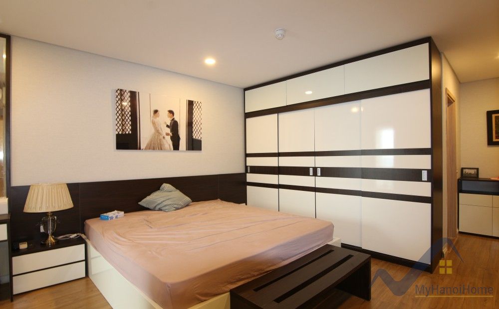 rent-mipec-riverside-2-bedroom-apartment-offers-furnished-17