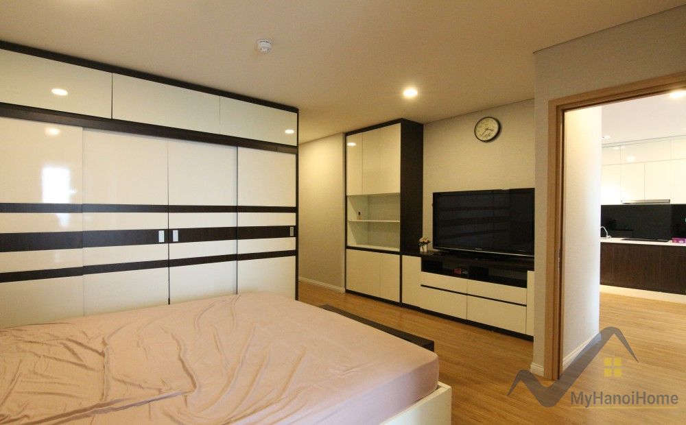 rent-mipec-riverside-2-bedroom-apartment-offers-furnished-19