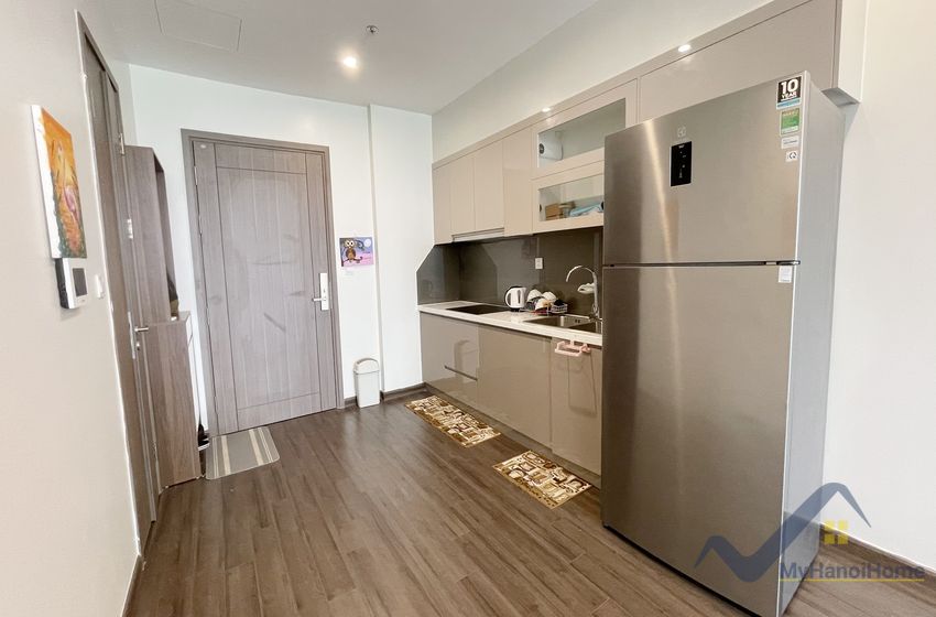 rent-vinhomes-symphony-apartment-with-2-bedrooms-2-bathrooms-5