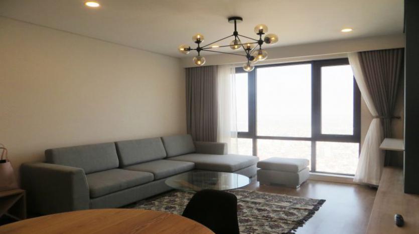 river-view-fully-furnished-2-bedroom-apartment-rental-in-mipec-riverside-3