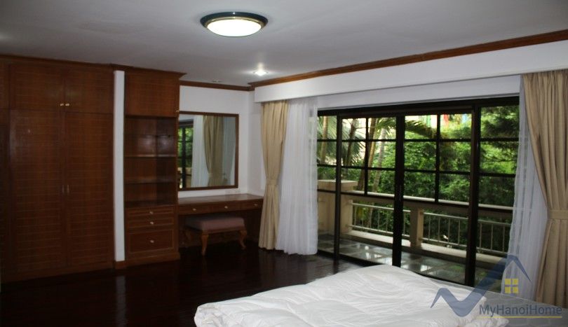 secured-villa-in-tay-ho-hanoi-with-outdoor-swimming-pool-12