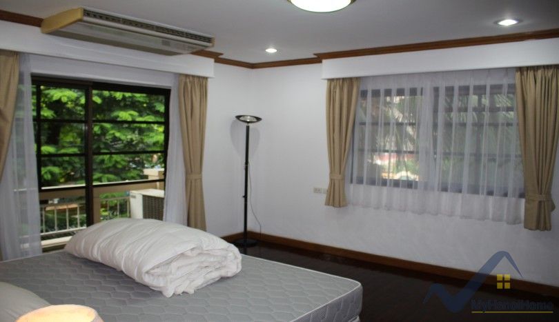 secured-villa-in-tay-ho-hanoi-with-outdoor-swimming-pool-17