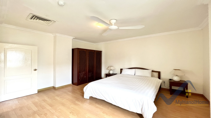 serviced-apartment-in-hoan-kiem-district-hanoi-2-bedrooms-9