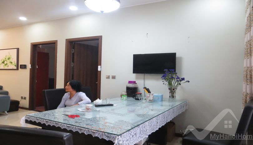spacious-4-bedroom-apartment-for-rent-in-trang-an-complex-furnished-19