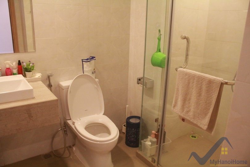 spacious-furnished-2-bedroom-apartment-rental-in-mipec-riverside-hanoi-13