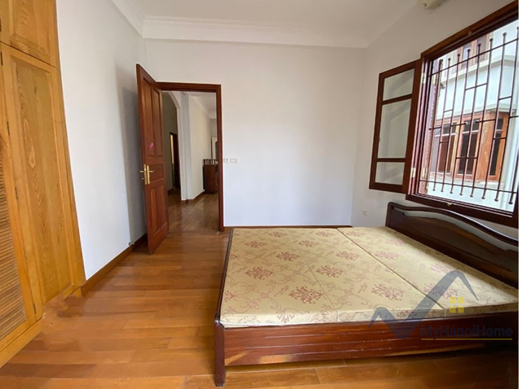 spacious-house-for-rent-in-ngoc-thuy-long-bien-partly-furnished-32